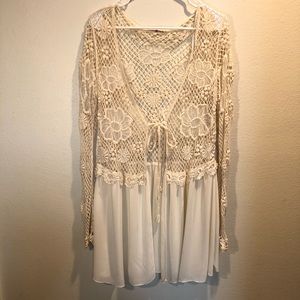 ALTAR’D STATE crochet knit cardigan wrap floral Lg